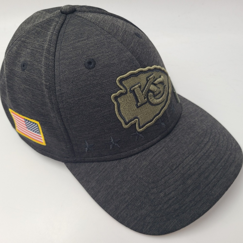 Kansas City Chiefs Hat Fitted (Seems XL-XXL) New Era 39Thirty Salute to Service